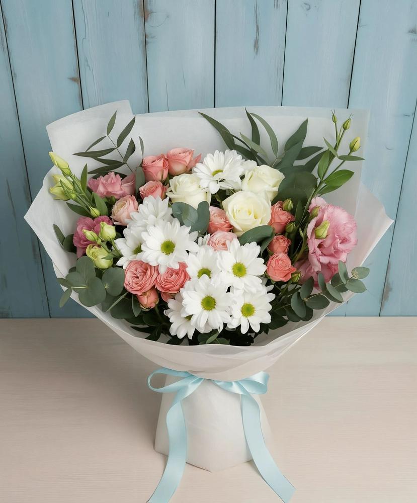 Букет цветов из: Розы, Лизиантусы и Хризантемы в Шульгино