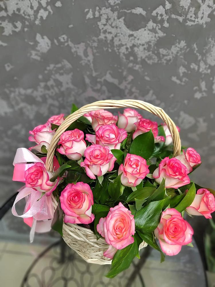 Цветочная композиция из Розы в корзине в Шульгино