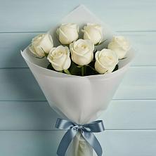 Букет 7 Белых роз Эдлесс Лав в Шульгино