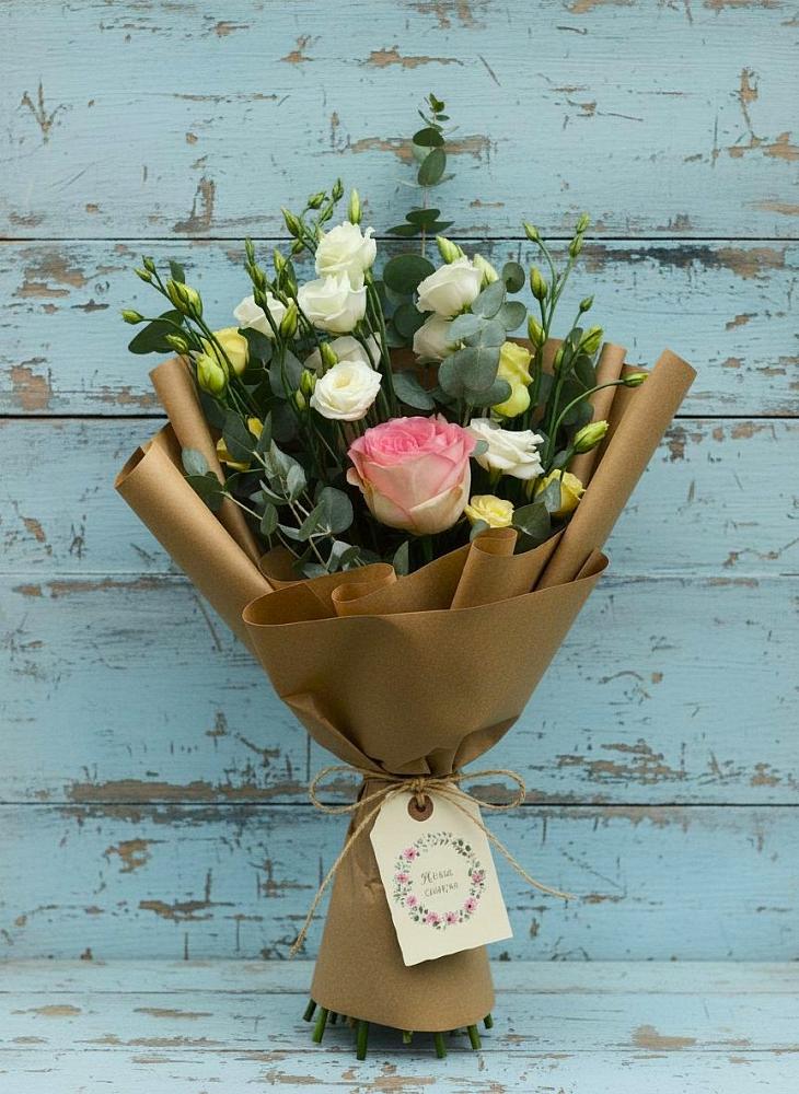 Букет цветов из: Розы и Лизиантусы в Шульгино