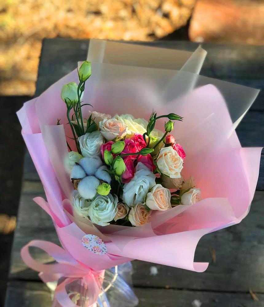 Букет цветов из: Розы и Лизиантусы в Шульгино