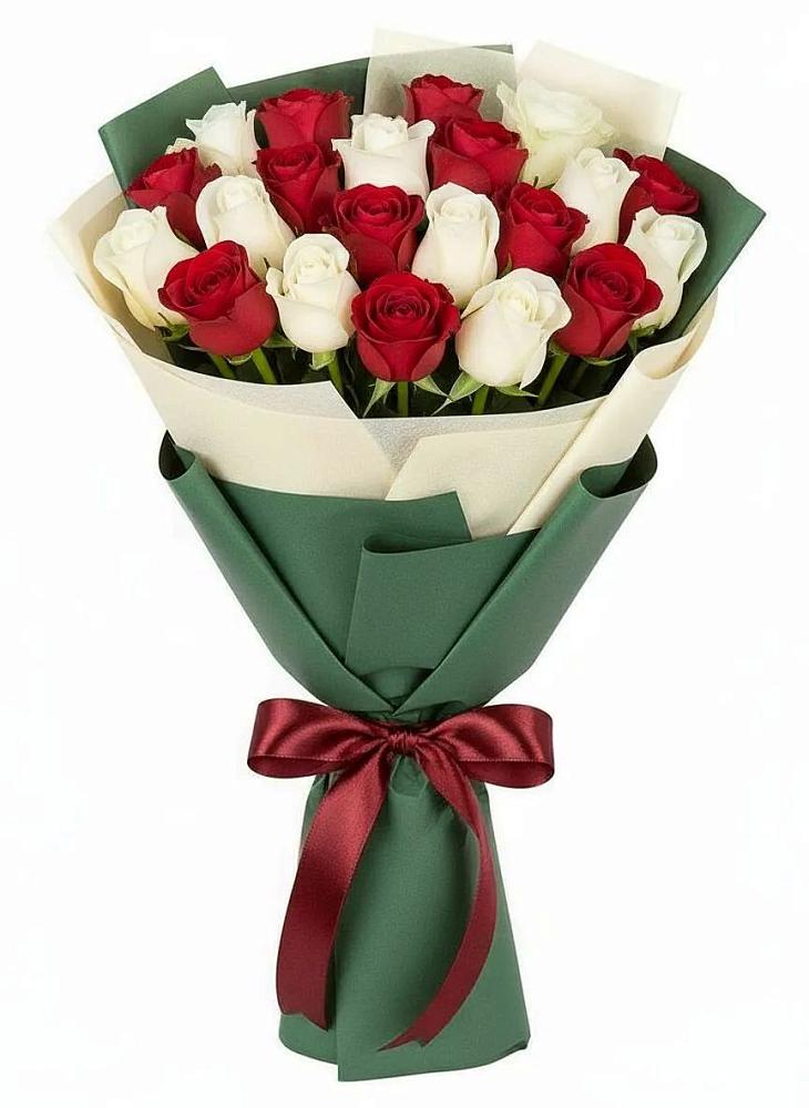 Букет Микс из красных и белых роз в Шульгино