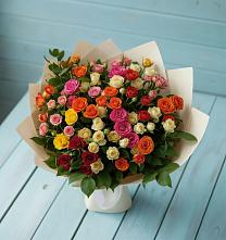 Букет Микс из разноцветных кустовых роз в Шульгино
