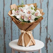 Букет цветов из:  Орхидеи и Розы в Шульгино